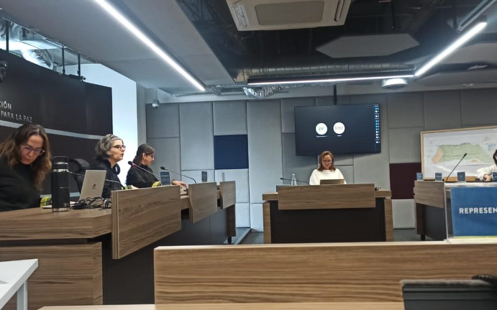 2e16d1de-1453-4160-9ace-e714c52e4d31