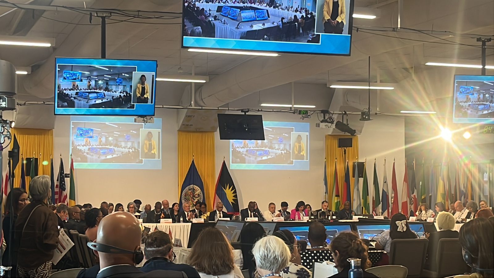 LA PRESENCIA DE MILVÍCTIMAS EN LA OEA: UNA VOZ ESENCIAL PARA LA JUSTICIA EN COLOMBIA