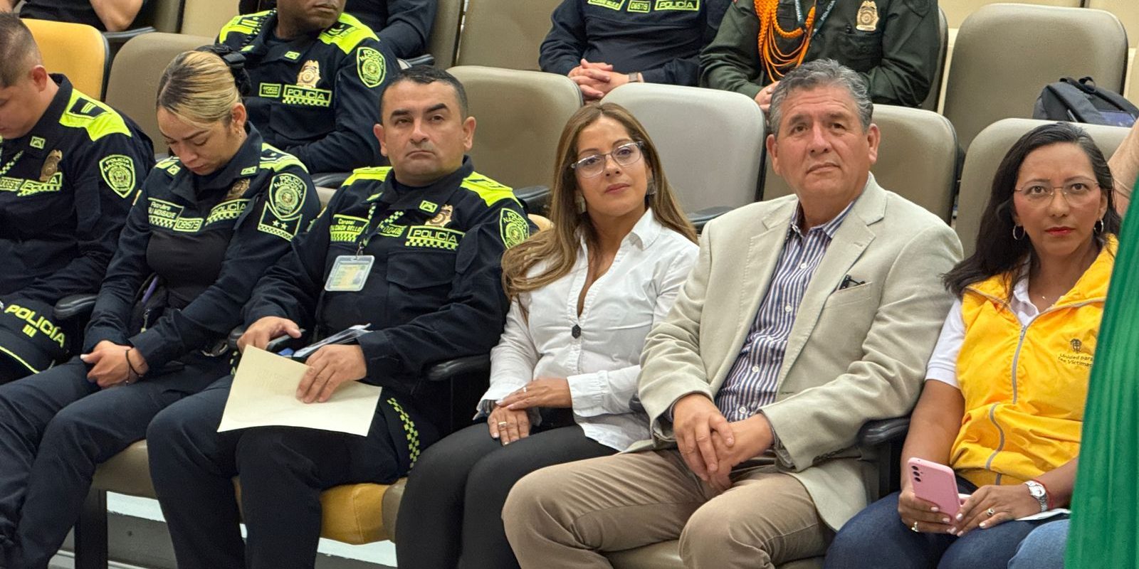 MILITARES VÍCTIMAS DEL CONFLICTO ARMADO AVANZAN EN SU PROCESO DE ACREDITACIÓN ANTE LA JEP Militares y policías víctimas del conflicto armado colombiano durante jornada de acreditación ante la JEP, acompañados por la Corporación MilVíctimas en Medellín, como parte del Macrocaso 10.